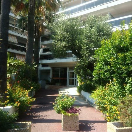 Mas De Tanit Corinthe Apartment Juan-les-Pins Bagian luar foto