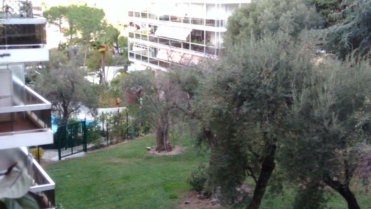 Mas De Tanit Corinthe Apartment Juan-les-Pins Bagian luar foto